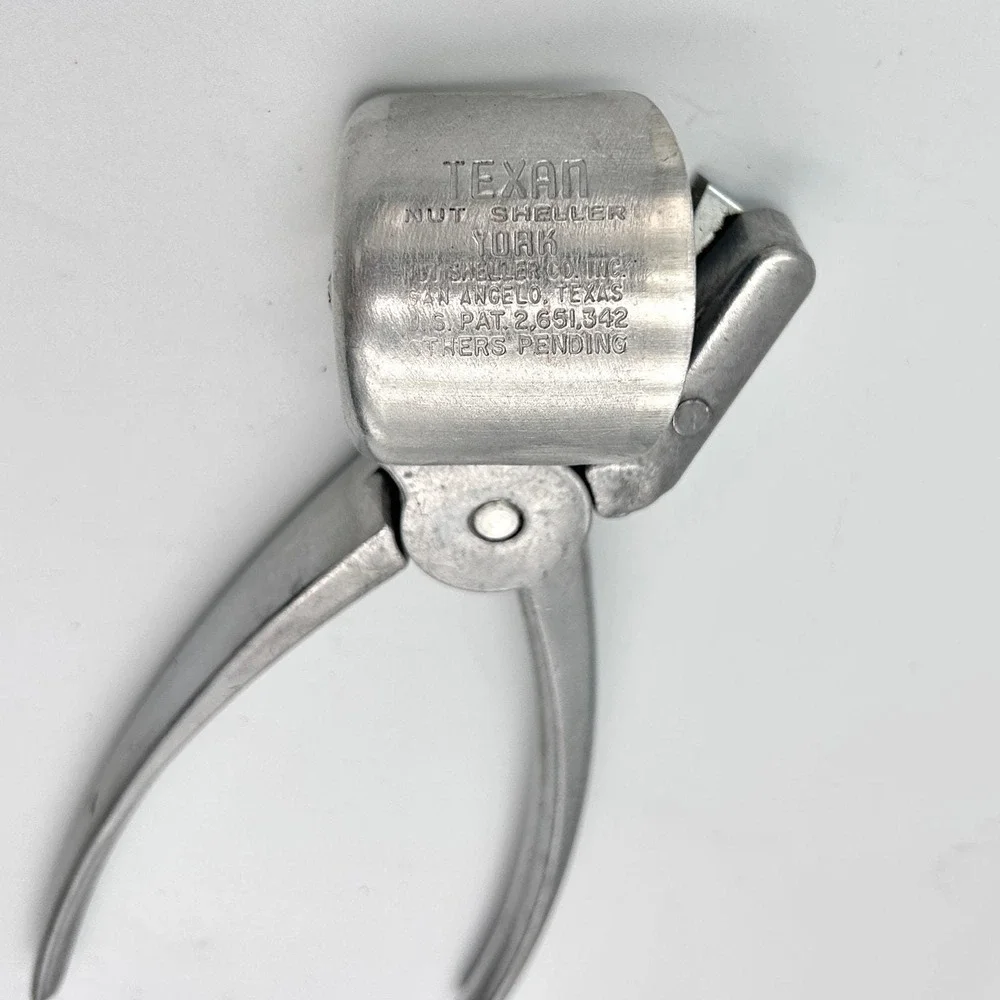 Texan Nut Sheller authentic mid